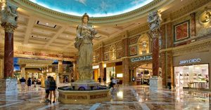 Caesars-Forum-shops