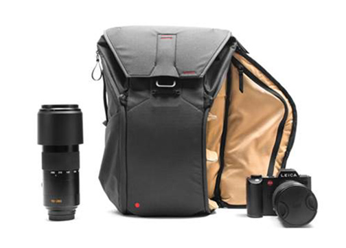 Leica-Backpack-Capsule