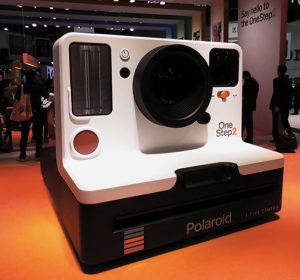 Polaroid-OneStep2-CES-2018-Display