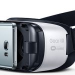 Samsung-Gear-VR-with-phobne