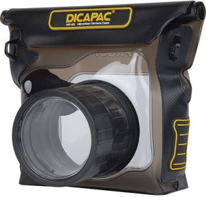 DiCAPac-Waterproof-Case-Mirrorless