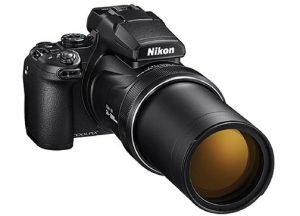 Nikon-Coolpix-P1000-zoom-out-banner
