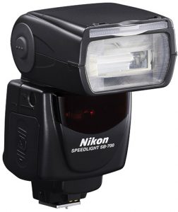 Nikon-SB-700-AF-Speedlight-front-back