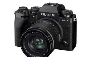 Fuji-Xt-4-w-Fujifilm-Fujinon-XF18mm-F1