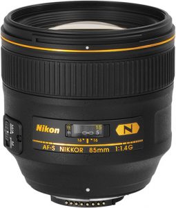 Nikon-AF-S-Nikkor-85mm-f-1.4G-vert