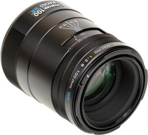 macro-lenses-HD-Pentax-D-FA-Macro-100mm-f2.8ED-AW-right